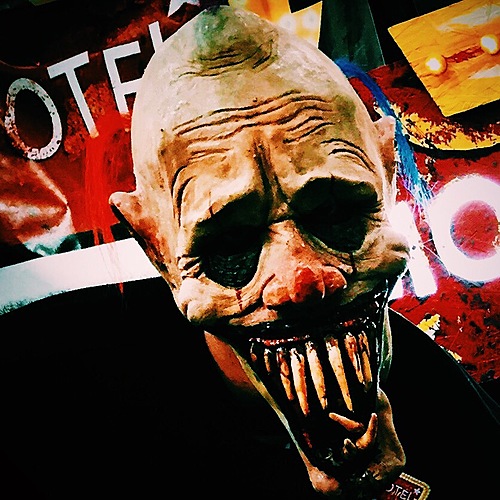 MABLE'S 6 Feet Under Haunted Maze image